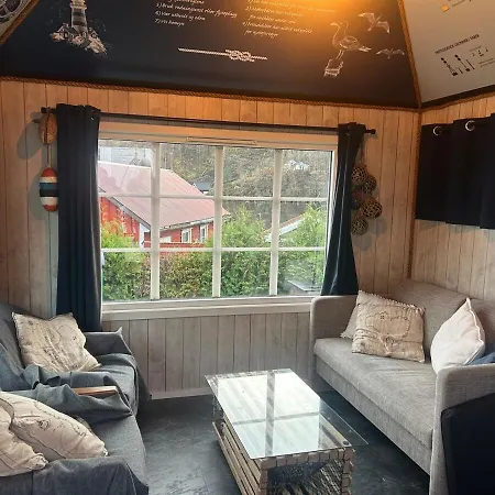 ヴィラ Barnevennlig Med Og Hage - Wifi *