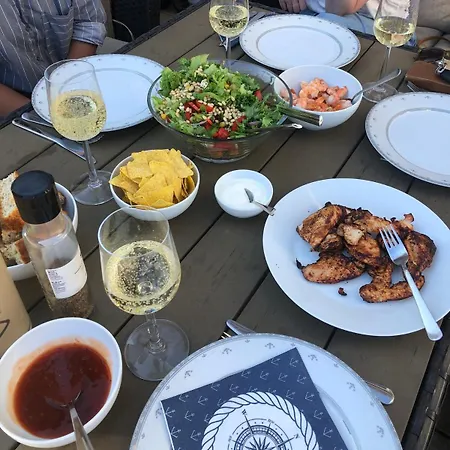 Barnevennlig Med Og Hage - Wifi Søgne