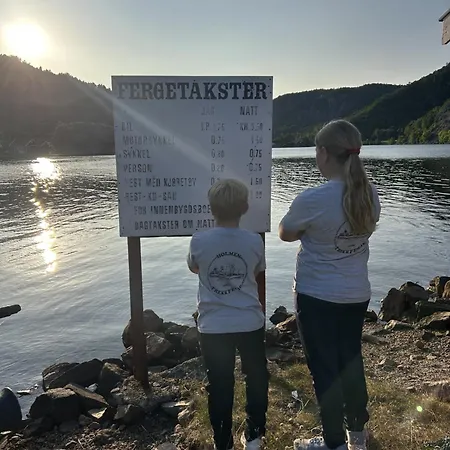 Βίλα Barnevennlig Med Og Hage - Wifi *