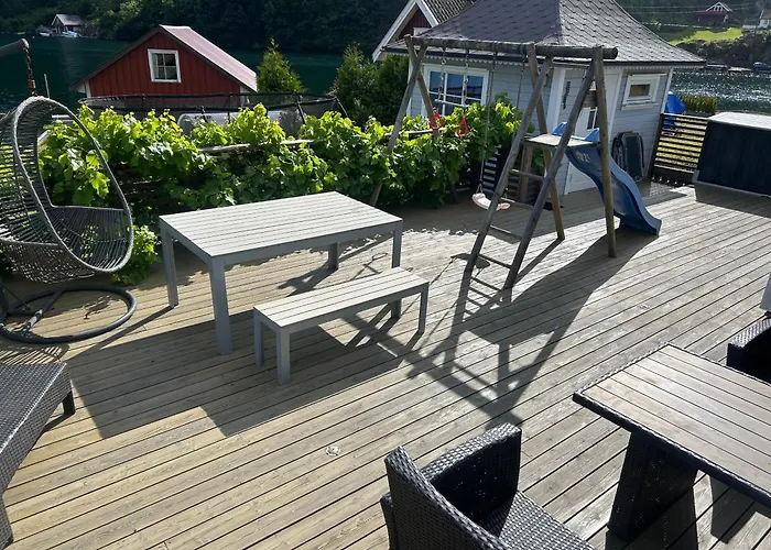 Barnevennlig Med Og Hage - Wifi * Søgne