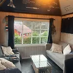 Villa Barnevennlig Med Og Hage - Wifi *